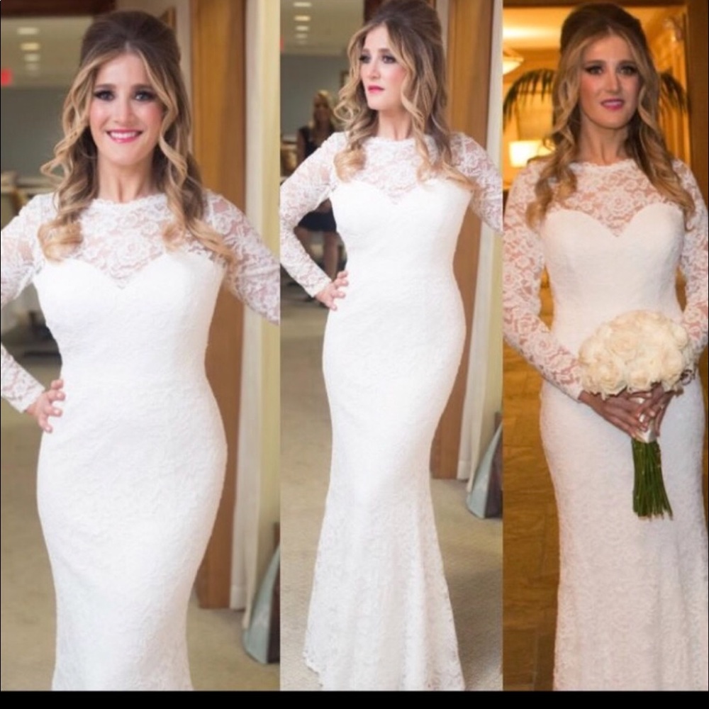 Bridal Dress@GlamourCloset